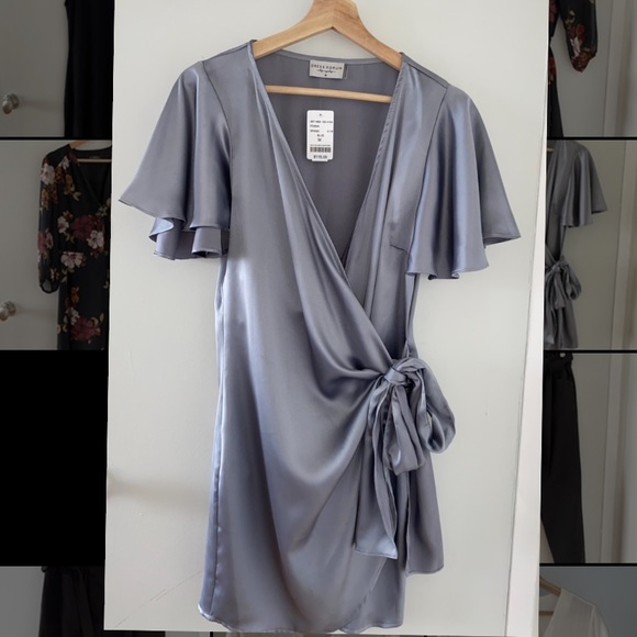 M Boutique - BRAND NEW Blue Satin Wrap Dress size M - Picture 1 of 1